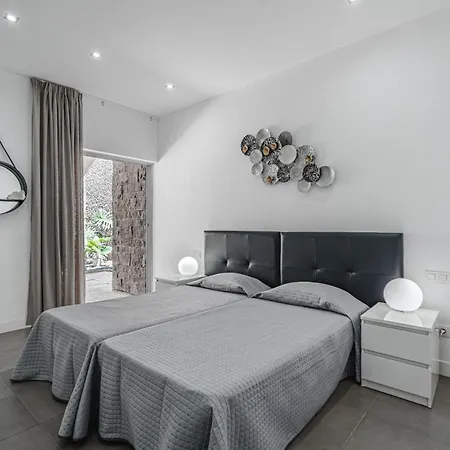 Lux 7 With 6 Bedrooms, 4 Bathrooms Costa Adeje (Tenerife)