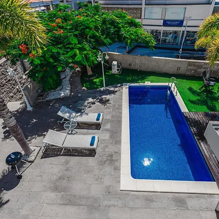 Villa Lux 7 With 6 Bedrooms, 4 Bathrooms