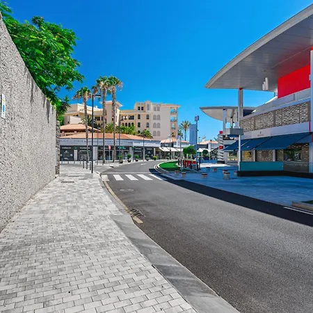 Lux 7 With 6 Bedrooms, 4 Bathrooms Costa Adeje (Tenerife)